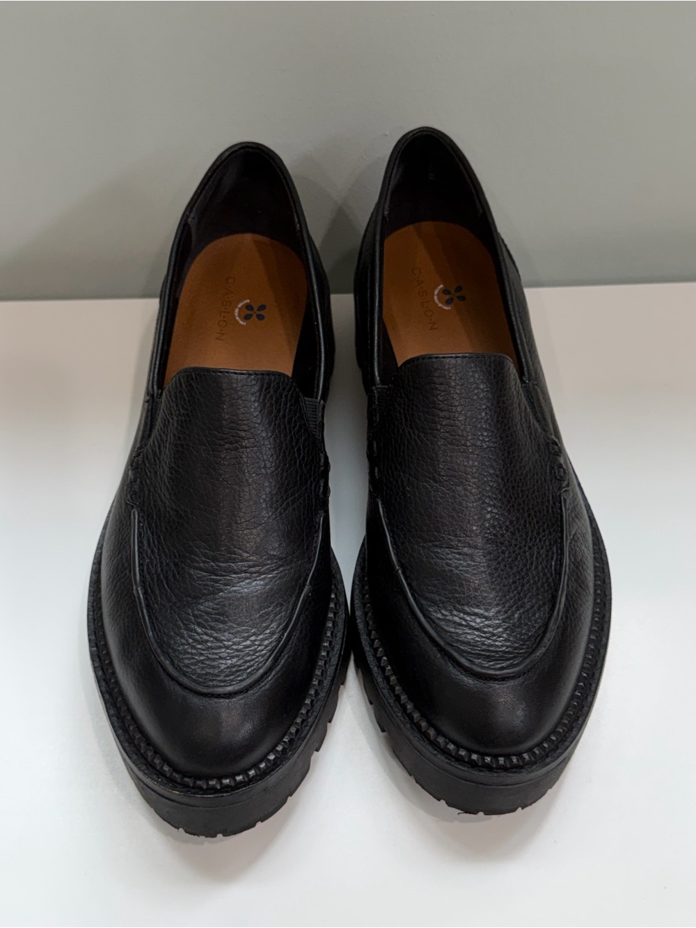 Caslon Black Leather Loafers Womens 8 Chunky Lug Sole Platform Water Resistant - Picture 2 of 12